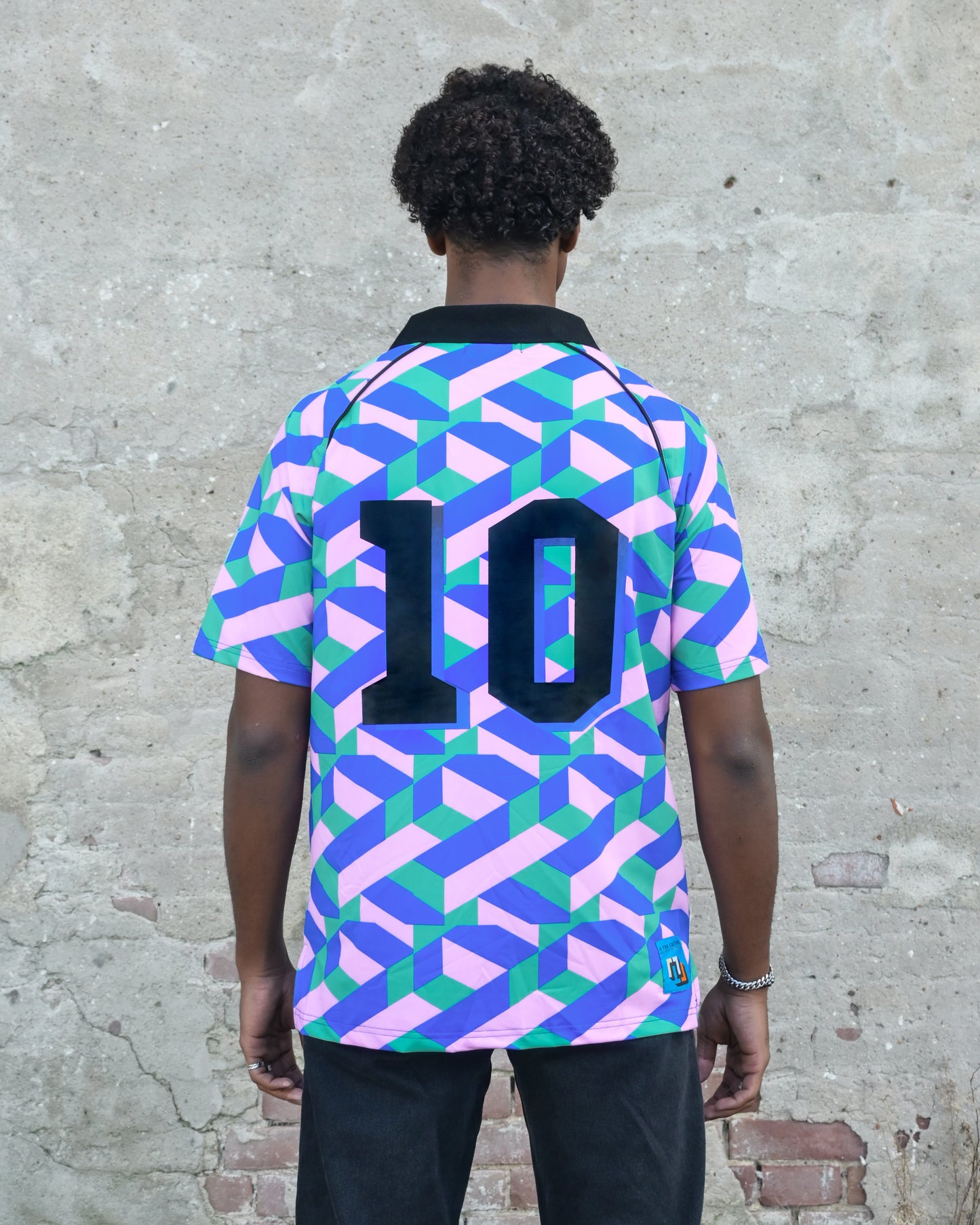 MUNYÉ Football Jersey Vibrant Wave - Pink