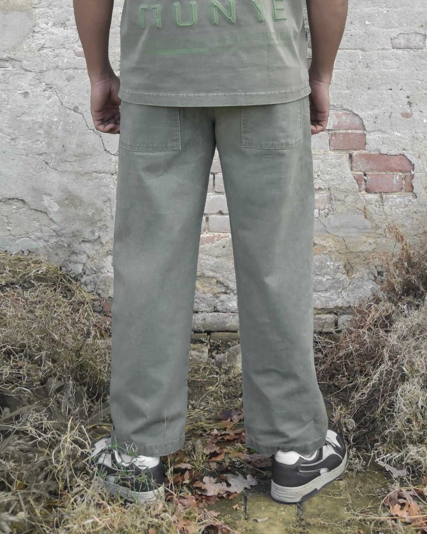 MUNYÉ Cargo Pants - Green Washed