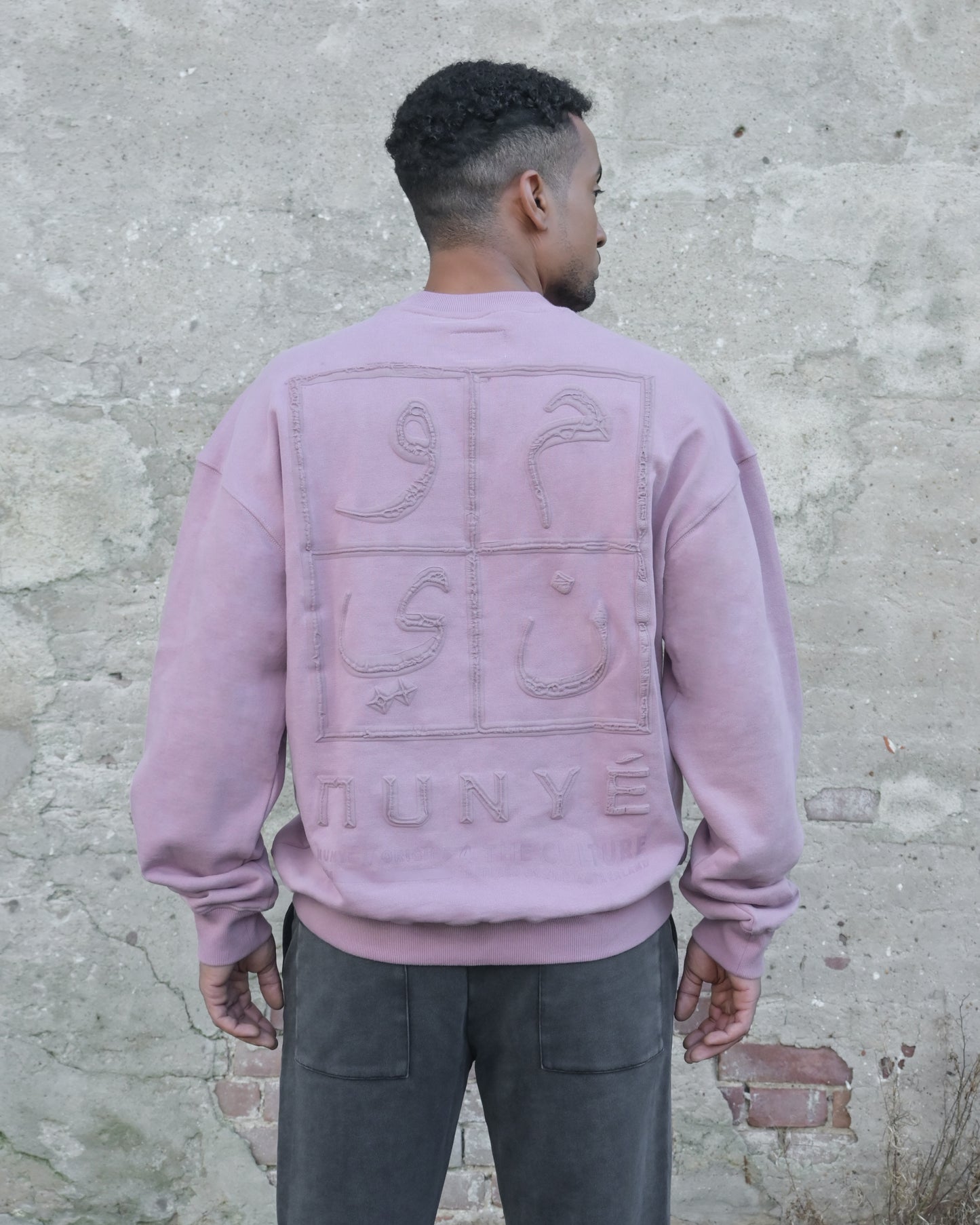 MUNYÉ Vein Sweater - Pink