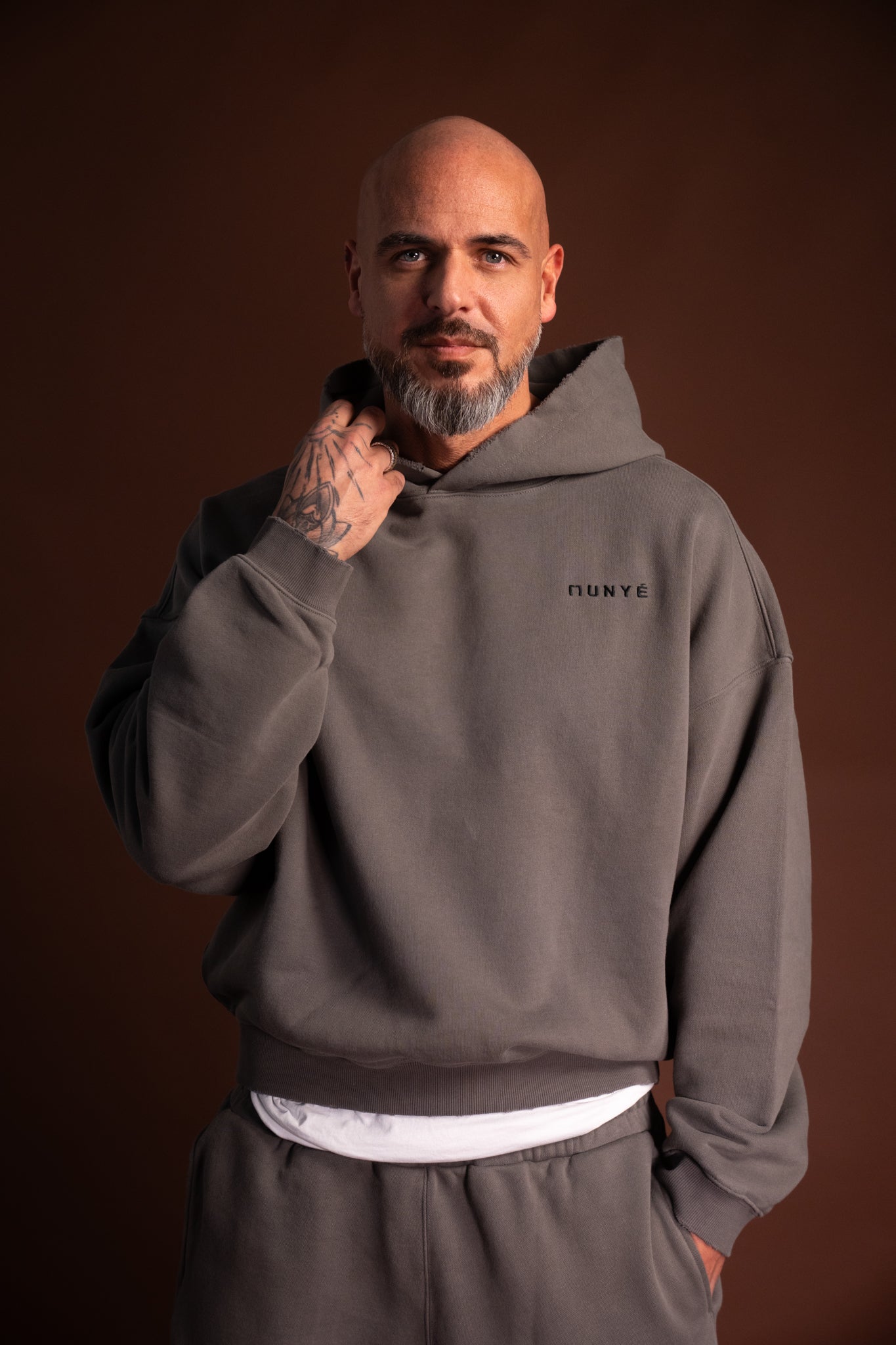 MUNYÉ Vein Disrupted Hoodie Dark Grey