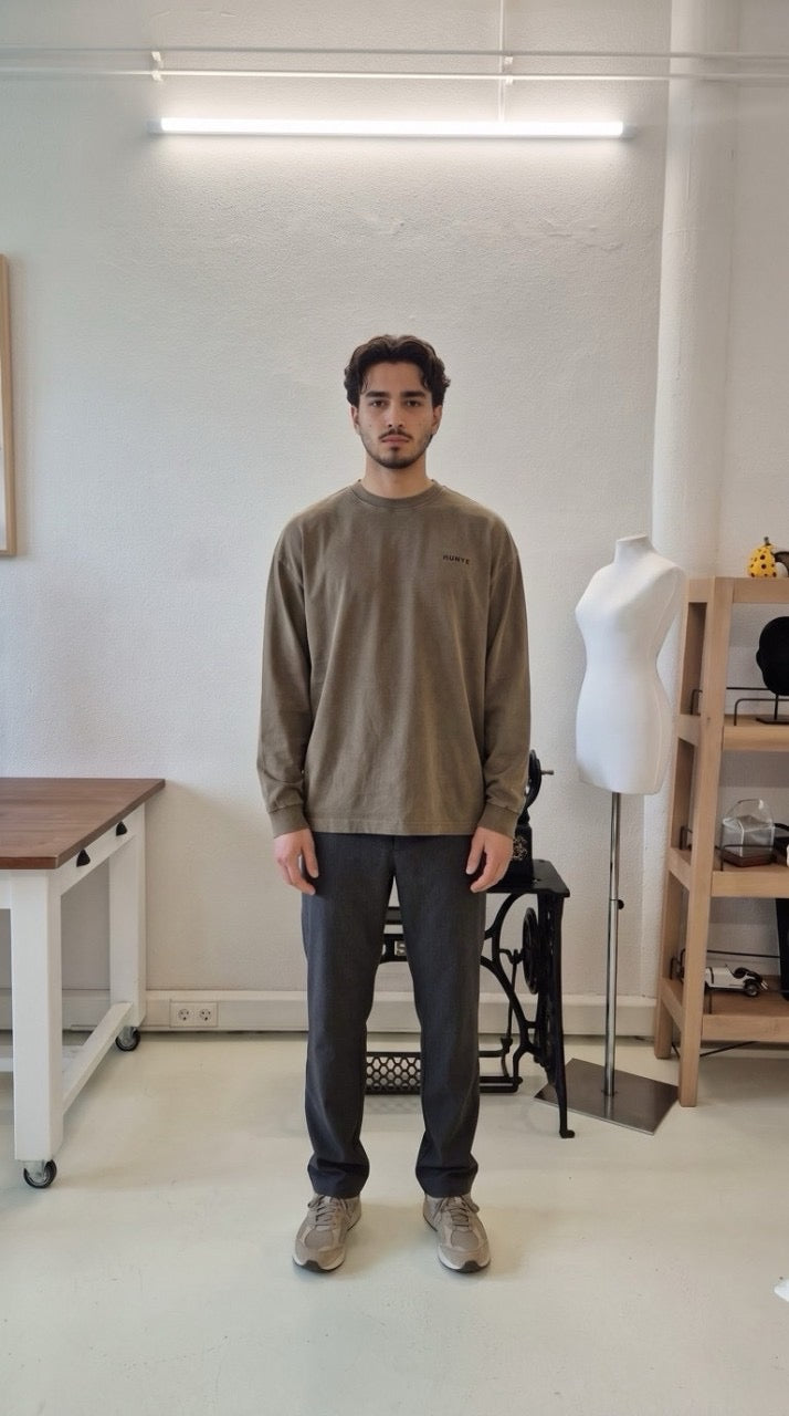 MUNYÉ Origins Motion Long Sleeve Washed Brown